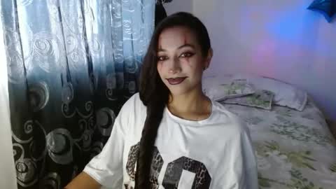 shantal_d03 online show from October 14, 9:07 pm