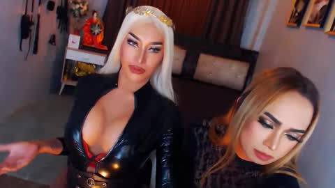 Snapshot of shantal_wildnaughty chatting on September 13, 8:22 pm SHANTAL online show from September 13, 8:22 pm