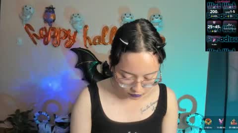 Snapshot of shantalcerezo chatting on October 14, 9:18 pm Cat-FOLLOWME and we talk IGshantal cerezo online show from October 14, 9:18 pm