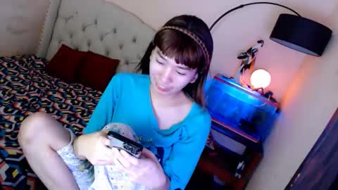 Snapshot of shantalfoxxy chatting on October 17, 3:27 pm SHANTA FOX s online show from October 17, 3:27 pm