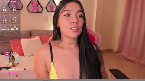 Snapshot of shantall_vidales chatting on February 25, 10:37 am online show from February 25, 10:37 am