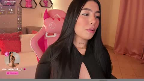Snapshot of shantall_vidales chatting on February 15, 4:47 am online show from February 15, 4:47 am
