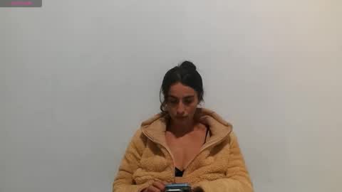 shantal online show from March 9, 3:44 am