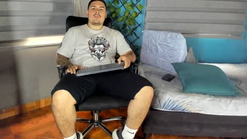 jhon deibyd online show from February 3, 1:19 pm