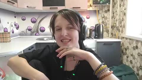 Sara online show from June 29, 4:50 pm