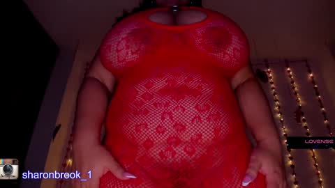 Snapshot of sharon_brook chatting on December 14, 6:56 am sharon_brook online show from December 14, 6:56 am