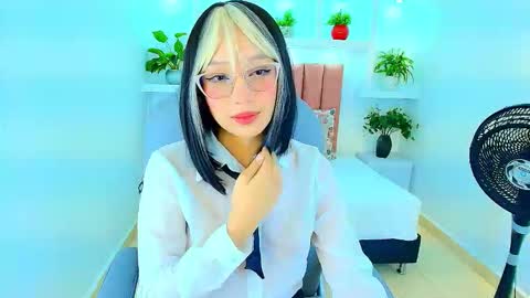 sharon_rosse__ online show from February 25, 7:06 pm