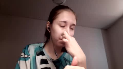 Annette online show from January 19, 6:23 am