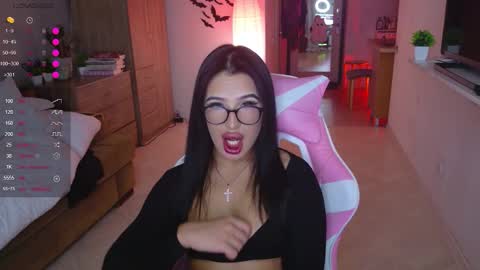 Shay online show from December 20, 4:52 am