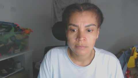 Snapshot of shayna_cute chatting on September 12, 4:47 am Shayna online show from September 12, 4:47 am