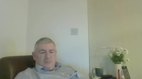 she52 online show from December 10, 4:06 pm