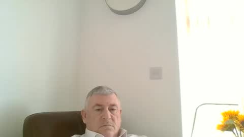 she52 online show from February 17, 12:49 pm