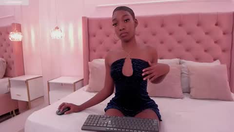 Sheila  online show from February 26, 10:02 pm