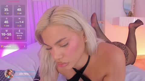 shelynna_azzul online show from January 7, 9:31 pm