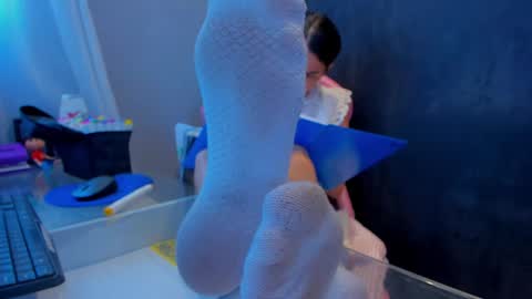 Snapshot of sherilkwang_ chatting on February 18, 4:14 pm .. Sherilk .. online show from February 18, 4:14 pm