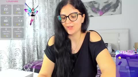Snapshot of sherllystone chatting on January 23, 1:35 pm Miky online show from January 23, 1:35 pm