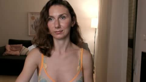 shesleepsnaked online show from March 6, 9:42 pm