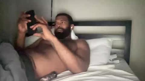 shhhbustit online show from March 5, 8:12 am