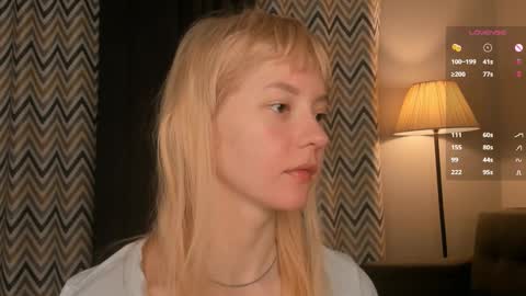 Snapshot of shickshackshock chatting on February 17, 1:04 am Iris online show from February 17, 1:04 am