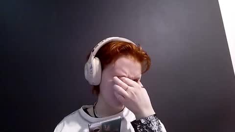 Emma online show from February 15, 8:24 am