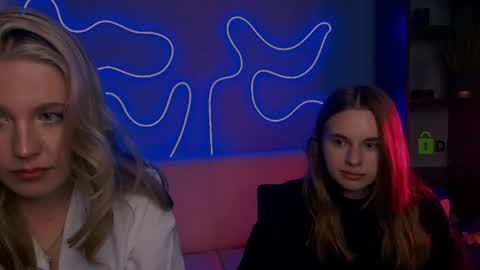 Kaya online show from April 15, 1:47 pm