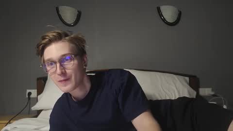 Matthew online show from February 7, 8:56 pm