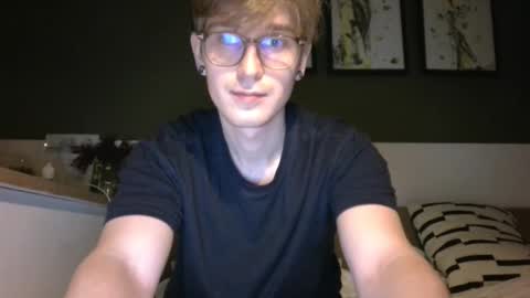 Matthew online show from February 3, 8:24 pm