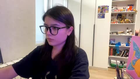 Marie online show from May 9, 2:23 pm