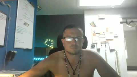 shortmel online show from June 30, 9:46 pm