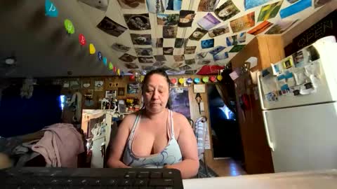 shorty920505 online show from May 26, 1:01 am