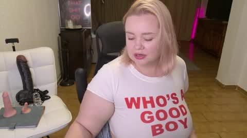 Mimi   online show from April 10, 10:09 am