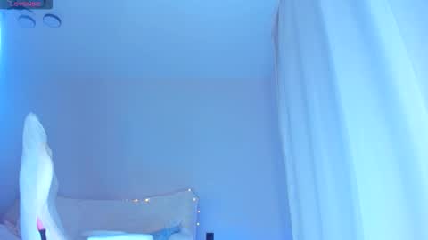 jennywoody online show from October 31, 2:23 am