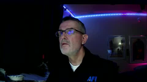 shrewtamer online show from April 14, 2:26 am