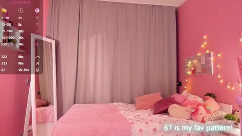 Neila online show from November 25, 4:39 pm