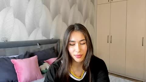 Mika online show from February 24, 8:06 am