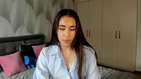 Mika online show from September 13, 4:04 am