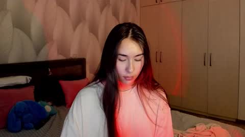 Mika online show from November 26, 2:42 am