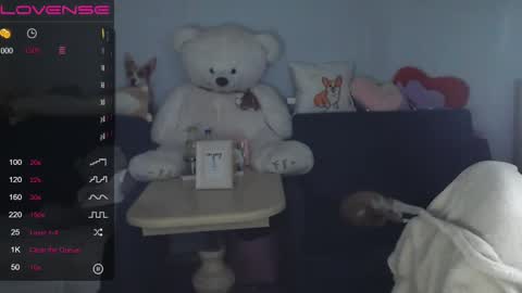 Snapshot of shy_moony chatting on February 15, 11:36 pm just Alex online show from February 15, 11:36 pm