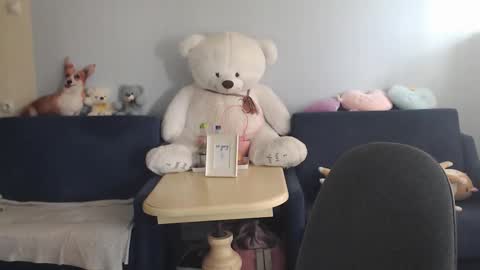 Snapshot of shy_moony chatting on September 25, 11:17 am just Alex online show from September 25, 11:17 am