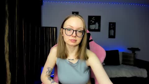 Melissa online show from January 12, 8:25 pm