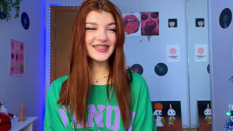 Bella online show from December 17, 6:56 am