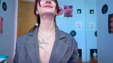 Bella online show from December 4, 7:44 am