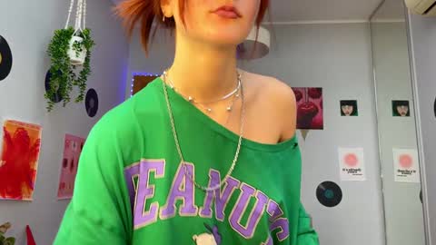 Bella online show from December 17, 10:01 am