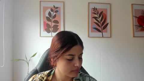 shylittlebunny online show from February 24, 3:37 pm