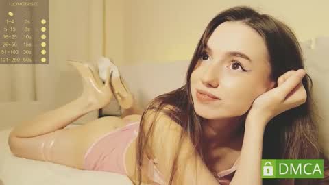 Mary online show from February 13, 9:18 pm