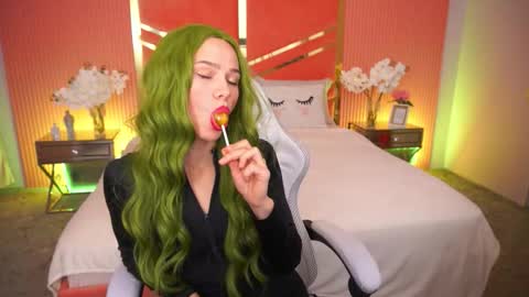 Snapshot of shyysiren chatting on September 20, 6:27 am shyysiren online show from September 20, 6:27 am