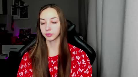 SIA online show from January 13, 2:52 am