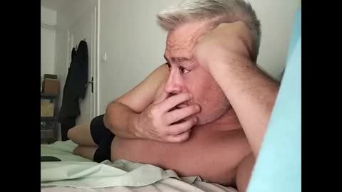 Snapshot of sibemolx chatting on September 19, 10:35 pm sibemolx online show from September 19, 10:35 pm