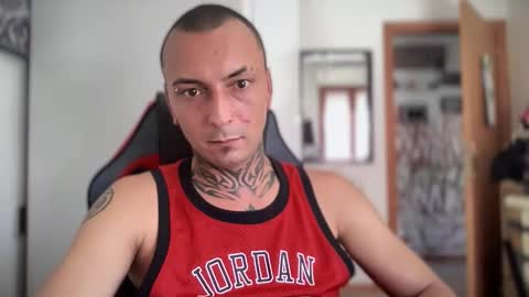 Snapshot of sidvicious23cm chatting on September 19, 1:37 pm sidvicious23cm online show from September 19, 1:37 pm