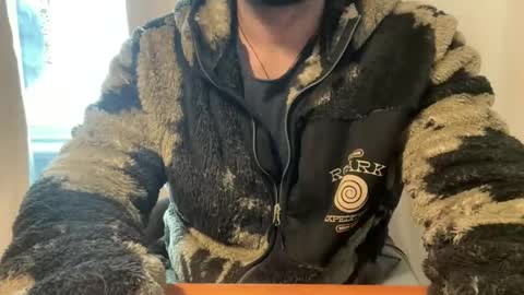 sie273 online show from December 18, 3:33 pm